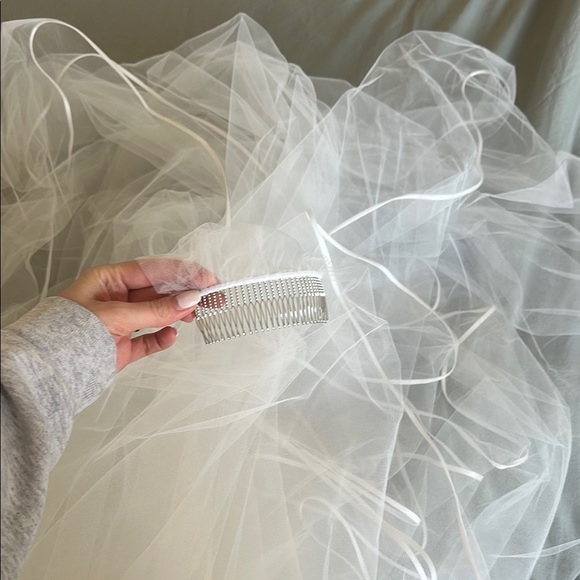 Toni Federici Je T’aime Cathedral Veil | Light Ivory - Picture 6 of 11